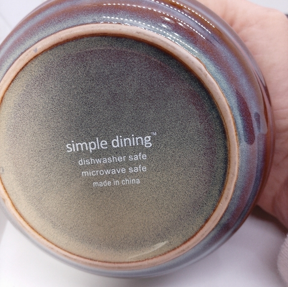 Asian Inspired Teapot Set with 4 Small Teacups Bamboo Handle - Picture 5 of 5